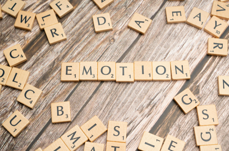 scrabble avec indiqué emotion